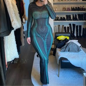 The Kript Corpo Dress